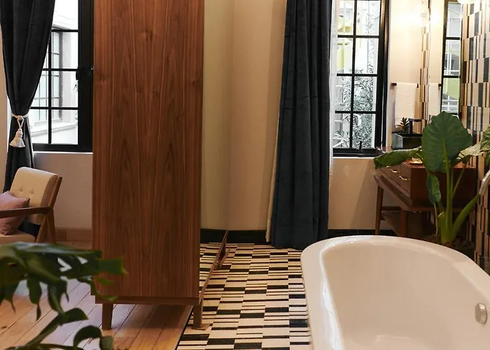Hotel Casa Izeba 5*