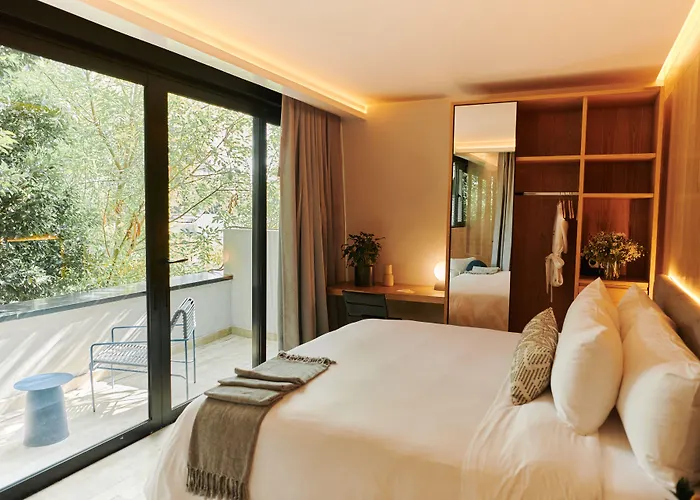 Hotel Casa Izeba 5*